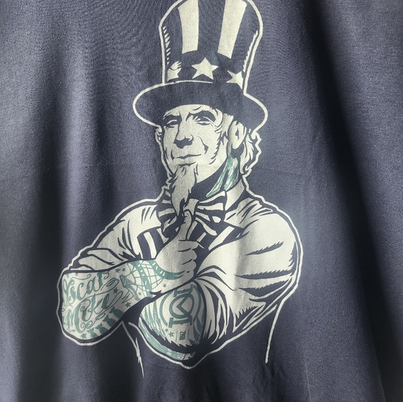 Graphic Tee - Picture 4 of 6